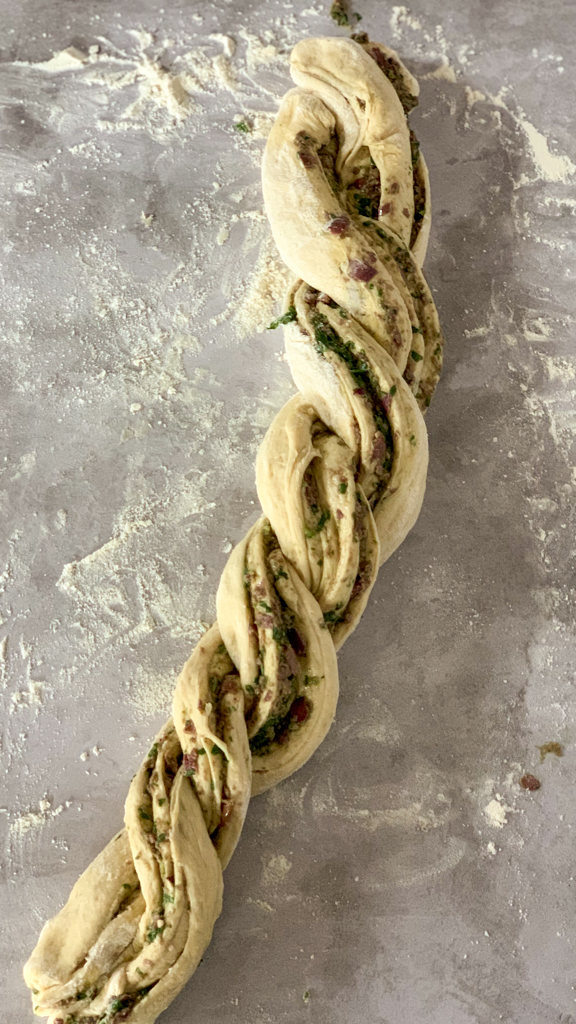 Olive Twist Bread1