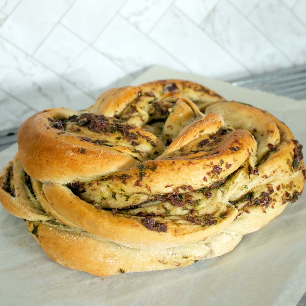 olive twist bread 2